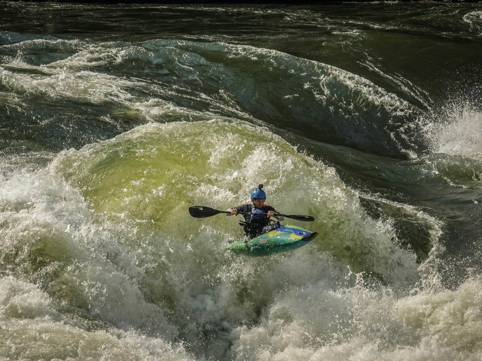 Zambia - Paddling the Mighty Zambezi
